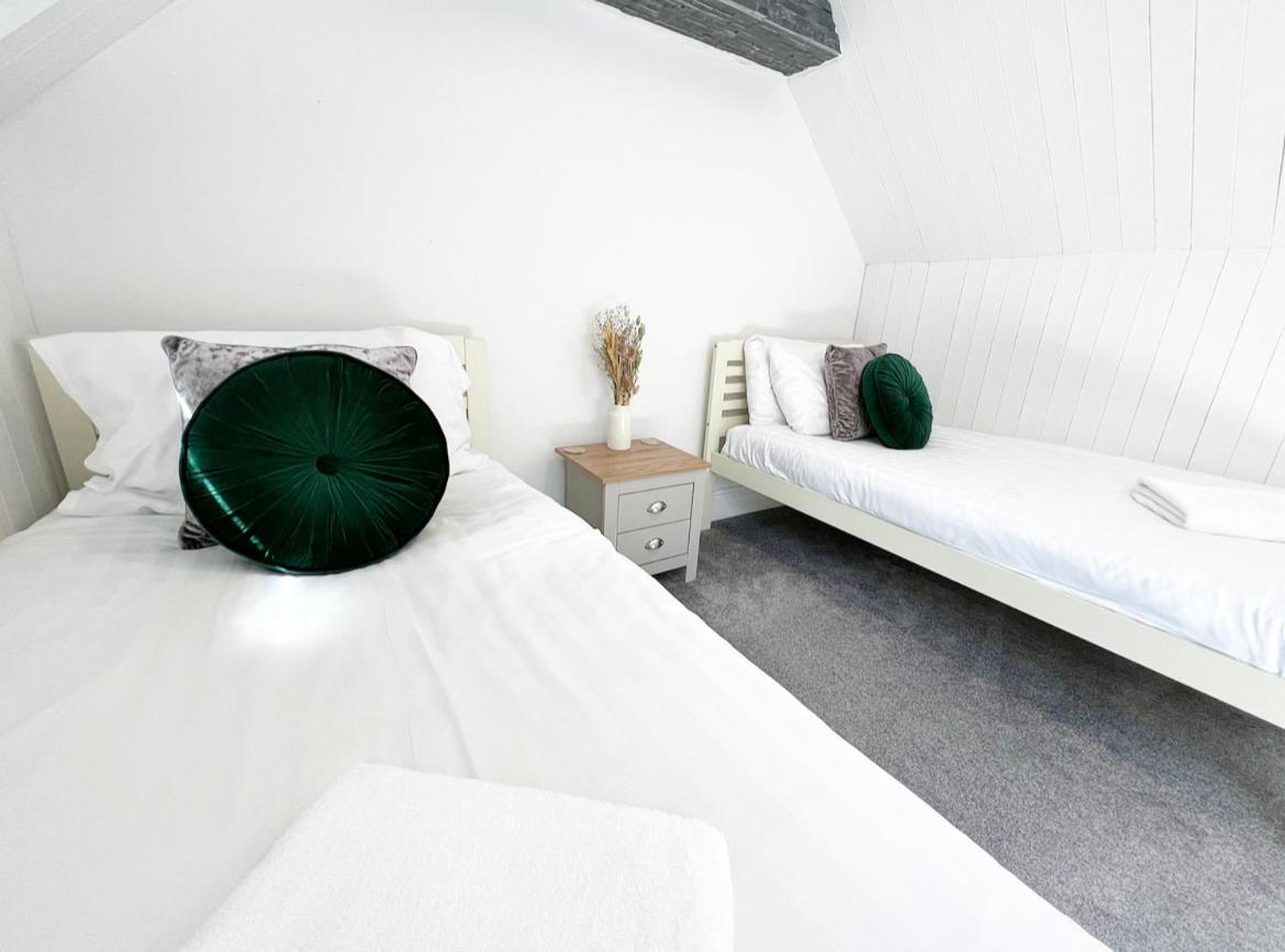 Modern 3 Bed, Heart Of Ashley Cross, 5 Mins To Sandbanks 浦耳 外观 照片