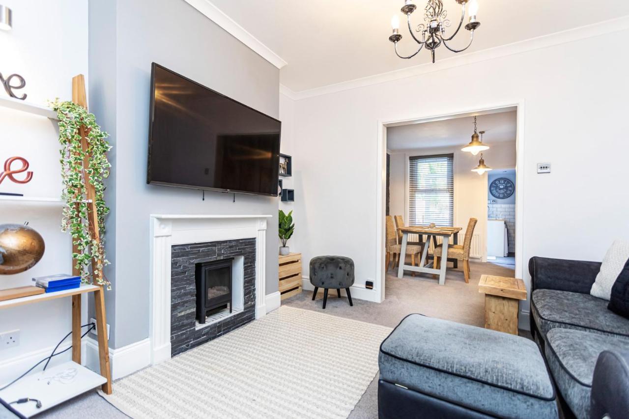 Modern 3 Bed, Heart Of Ashley Cross, 5 Mins To Sandbanks 浦耳 外观 照片